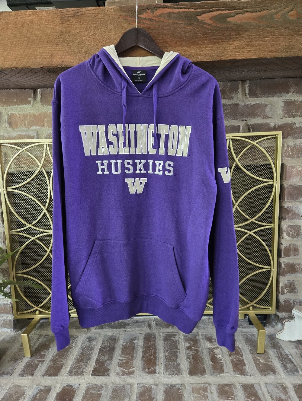 Washington Huskies 🏈🏀⚾️⚽️
